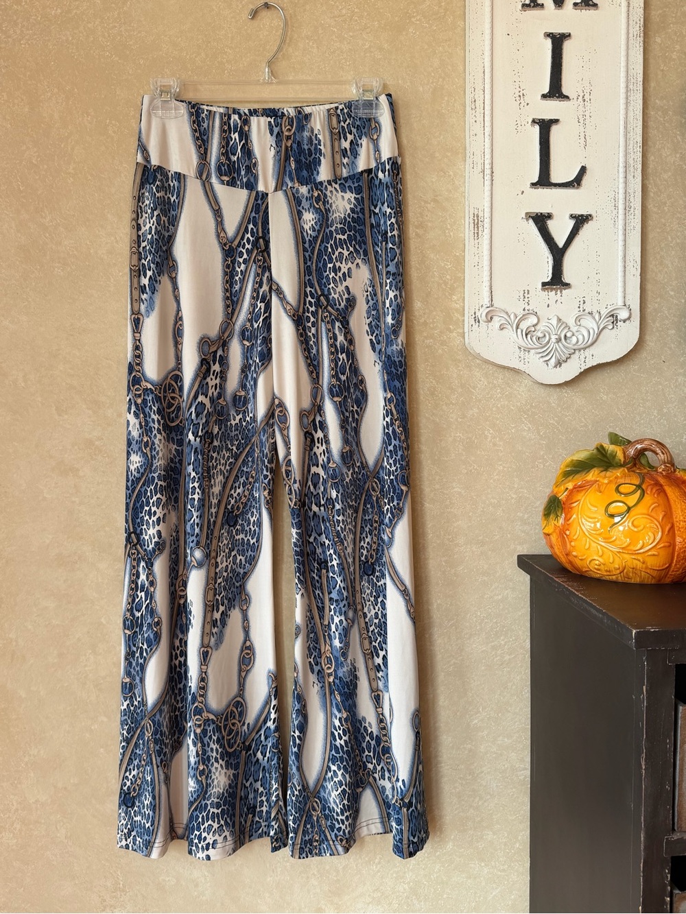 Ariella Printed Flowy Wide Leg Palazzo Pants - Size Small